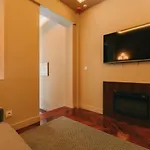 The Felix 10 Bed and breakfast