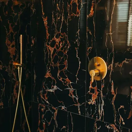 The Felix 10 Bed and breakfast